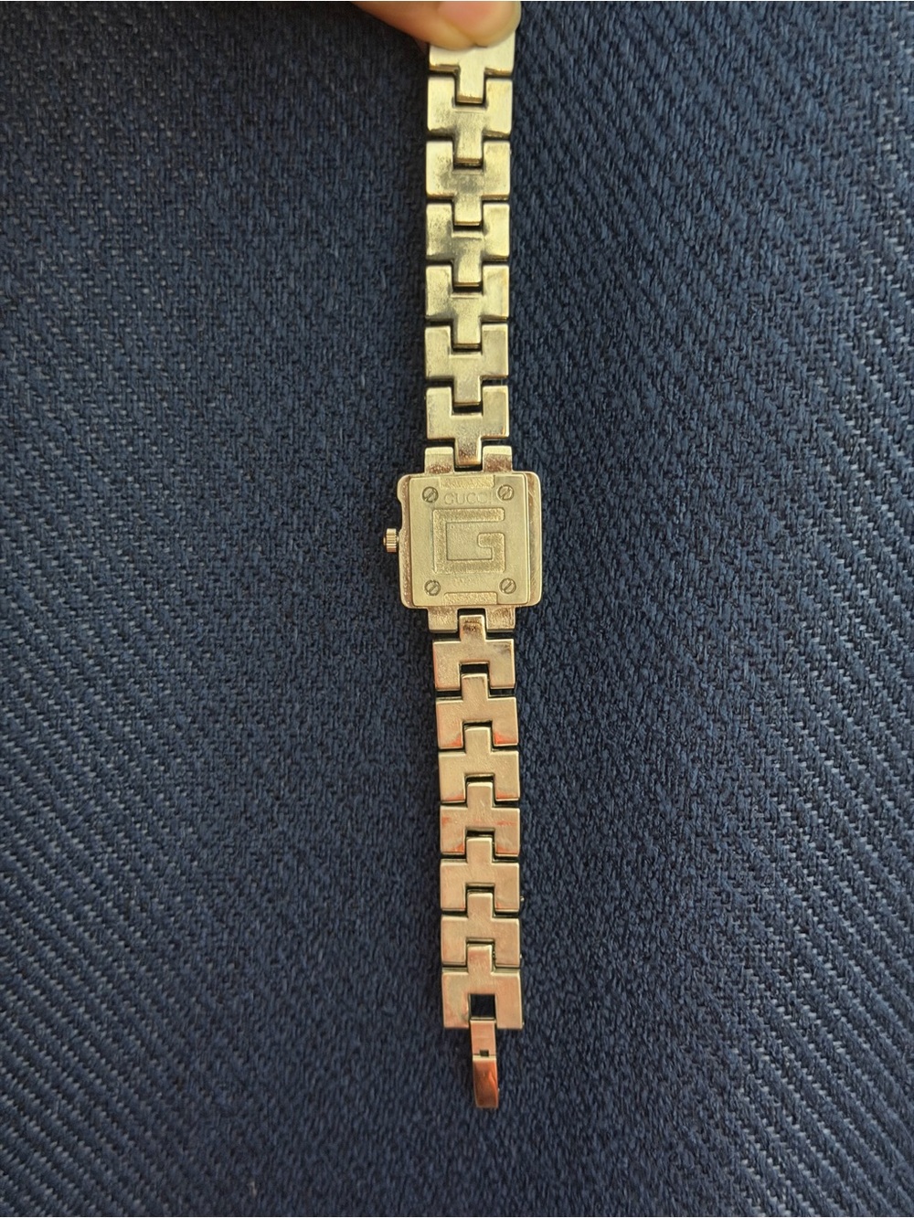 Gucci Silver Bracelet Watch with Green Dial - Picture 3 of 6